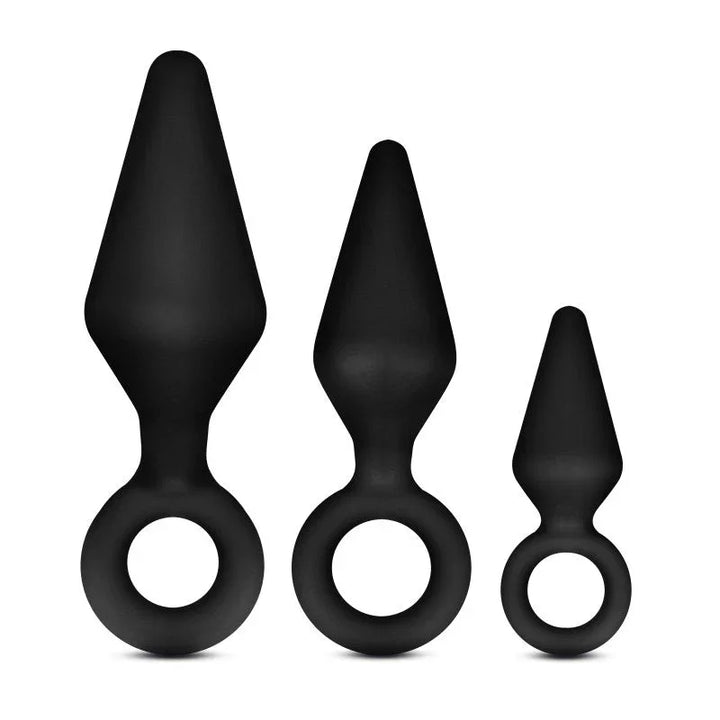 Three black Loop Plugs in graduated sizes, each with a round pull ring at the base