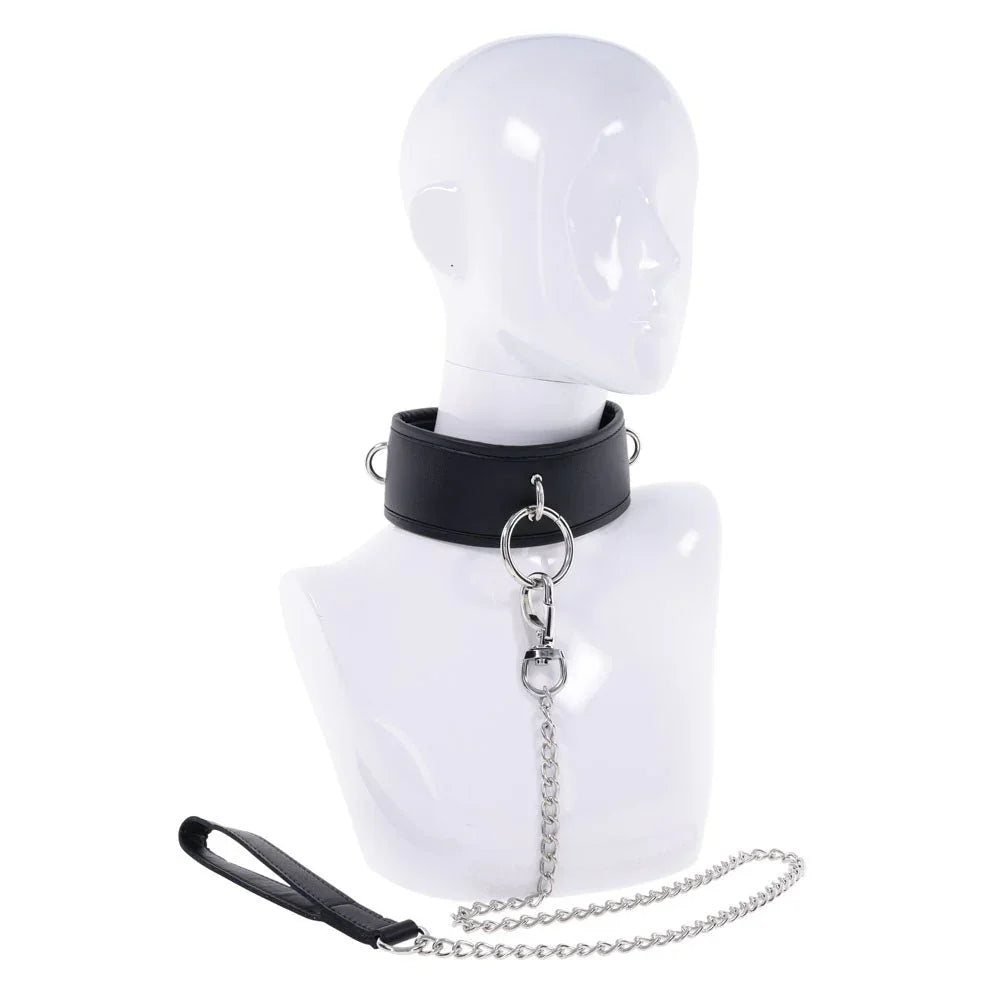 EDGE Collar & Leash worn on a mannequin bust, chain hanging down the front
