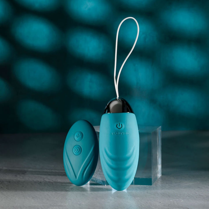 Evolved OVAL OFFICE - Green 8.5 cm USB Rechargeable Wireless Egg with Remote Control – Sex toys NZ by Naughtyhut. Discreet delivery nationwide.