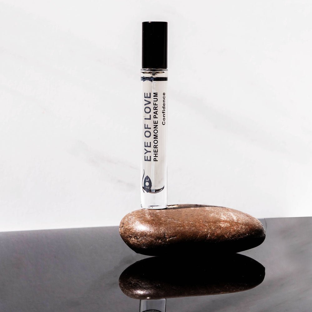 Eye Of Love Confidence Pheromone Cologne - 10 ml - Citrus Musk Scented Pheromone Cologne for Men to attract Women - 10 ml Spray – Sex toys NZ by Naughtyhut. Discreet delivery nationwide.