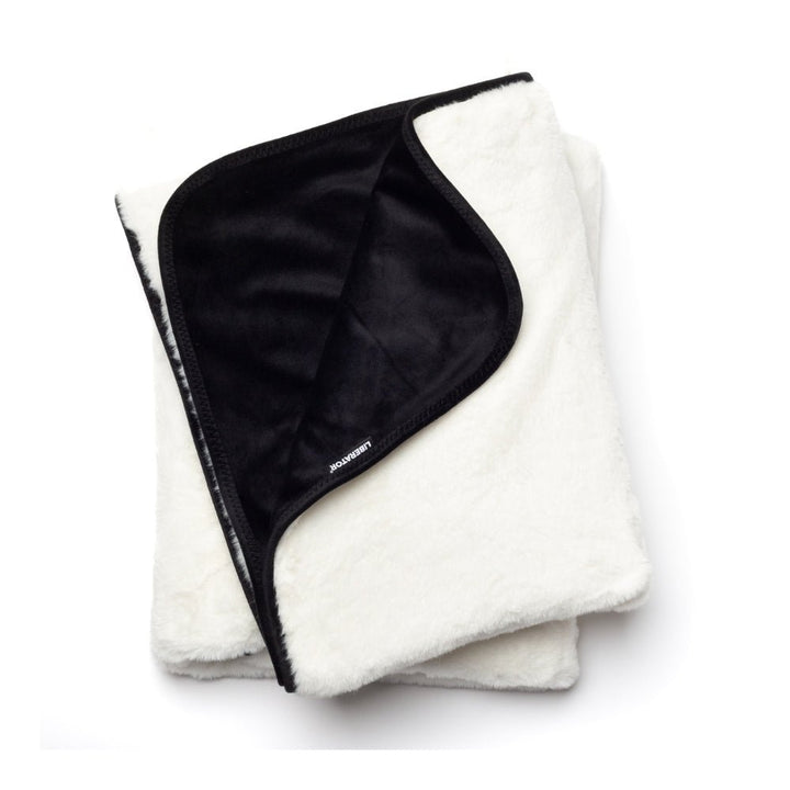 Fascinator Throw Regular – Sex toys NZ by Naughtyhut. Discreet delivery nationwide.