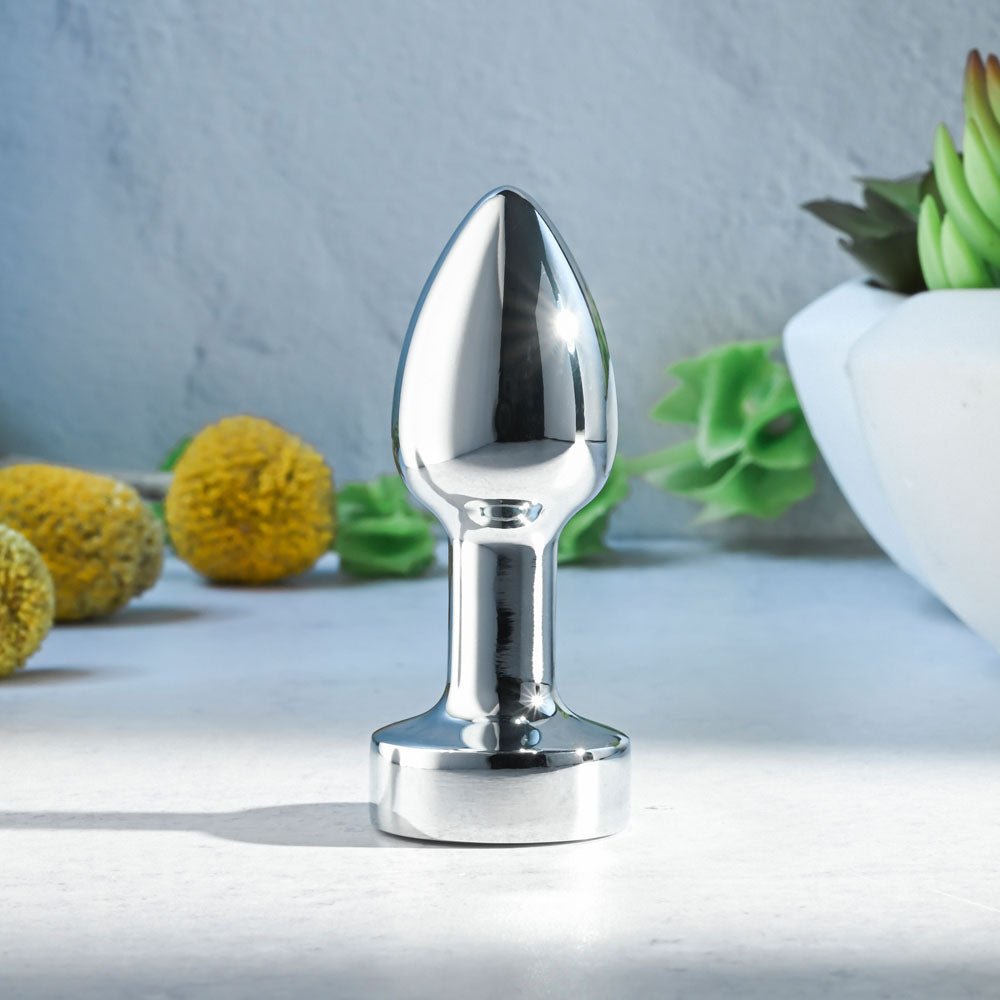 Buy Gender X ROCKIN METAL PLUG MINI - Chrome 7.8 cm USB Rechargeable Vibrating Mini Butt Plug – Naughtyhut NZ sex toys online. Discreet delivery & top brands.