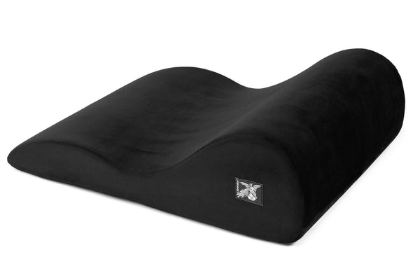 Liberator Hipster curved position pillow in black, on white