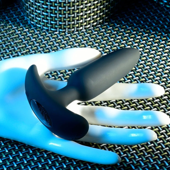 Selopa BLACK BEAUTY - Black 11.3 cm USB Rechargeable Vibrating Butt Plug with Wireless Remote – Sex toys NZ by Naughtyhut. Discreet delivery nationwide.