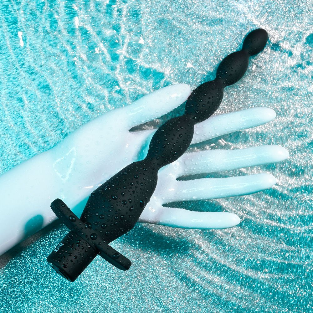Buy Selopa VIBRATING BUTT BEADS - Black 22 cm USB Rechargeable Vibrating Anal Beads – Naughtyhut NZ sex toys online. Discreet delivery & top brands.