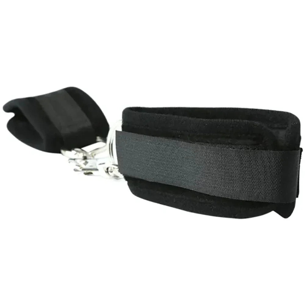 Sex & Mischief Black Beginner's Handcuffs - Black Restraints – Sex toys NZ by Naughtyhut. Discreet delivery nationwide.