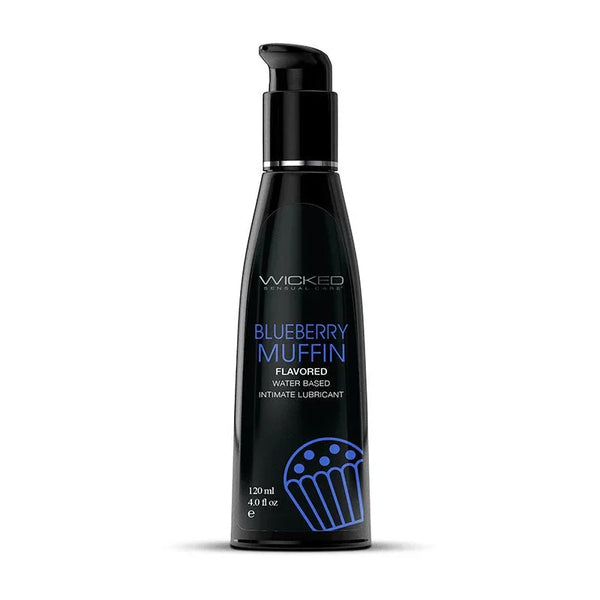 Wicked Aqua Blueberry Muffin 120 ml, black pump bottle with the blue muffin label