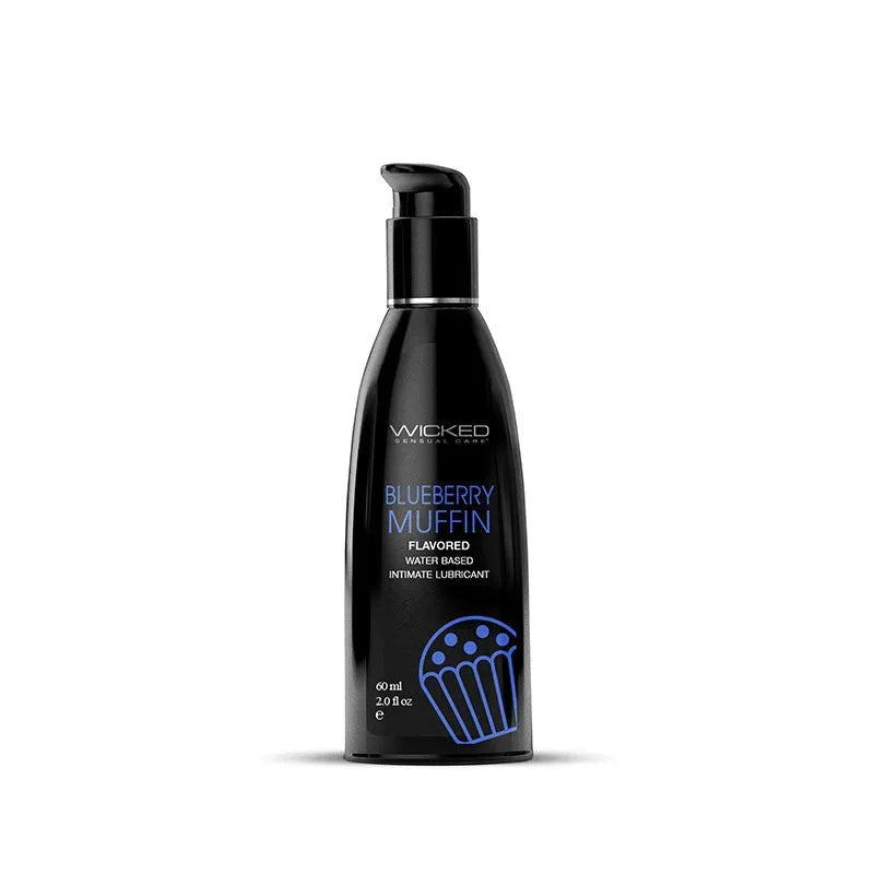 Wicked Aqua Blueberry Muffin 60 ml, black pump bottle with the blue muffin label