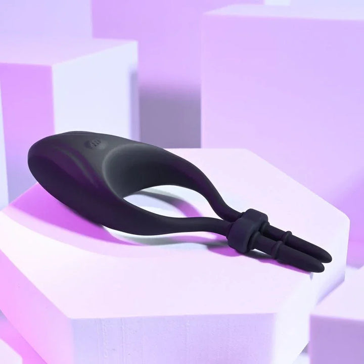 Perfect Fit lasso ring lying flat with the ring loop at the left and the cords trailing right