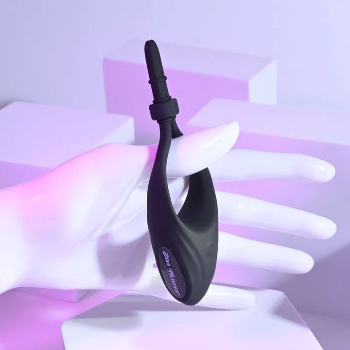 Perfect Fit lasso ring propped against a white hand form